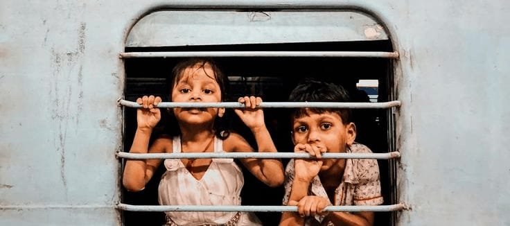 ধর্মের কল বাতাসে নড়ে